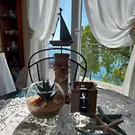 Mira