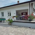 Mira Bed & Breakfast