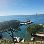 Mira 3*