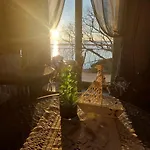 Mira Bed & Breakfast