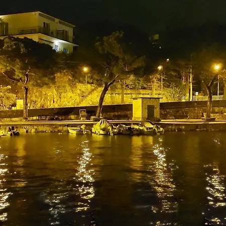 Bed and breakfast Mira 3*